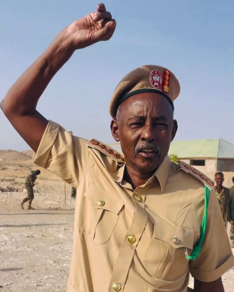 Gen. Jimcaale oo la kulmaya ciidanka Danab ee xerada Ligle ee Garoowe