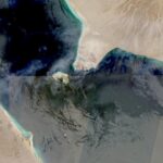 Sawir dayax-gacmeed muujinaya marinka Bab al-Mandeb ee isku xira Badda Cas iyo Gacanka Cadmeed