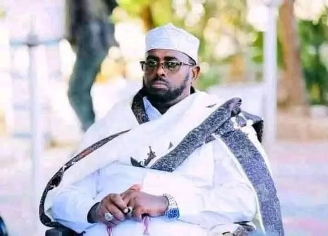 Boqor Cismaan Aw Maxamuud Buurmadow oo ka hadlaya xiriirka Muqdisho iyo Hargeysa