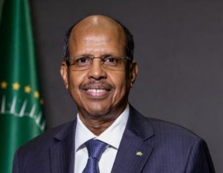 Guddoomiyaha Guddiga Midowga Afrika Maxamuud Cali Yuusuf