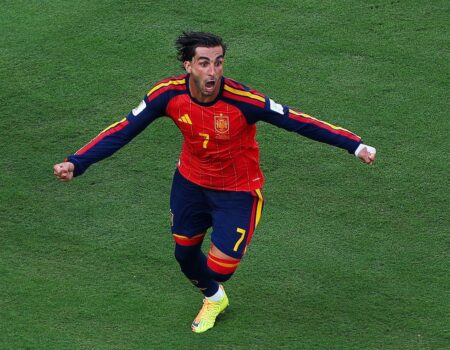 Ferran Torres oo koobka adduunka la taagan ciyaartoyda Spain kaddib guushii Argentina