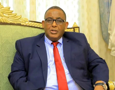 Ra’iisul wasaarihii hore ee Soomaaliya Cumar Cabdirashiid Cali Sharmaarke