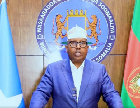 Wasiirka Gaashaandhigga Soomaaliya oo ka hadlaya howlgalka lagu sheegay dilka Macallin Jinaaw Ibraahim
