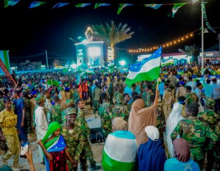 Dadweyne calanka Puntland sita oo Garoowe kaga qaybgalaya xuska sanad-guurada 28-aad
