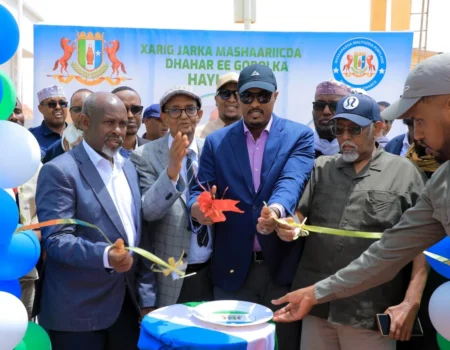 Mas’uuliyiinta Puntland oo furaya xarumaha cusub ee adeegyada dowladda ee Dhahar