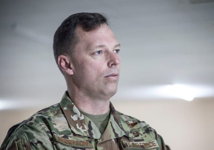Jeneraal Dagvin Anderson oo hoggaamiya Taliska Ciidamada Mareykanka ee Afrika