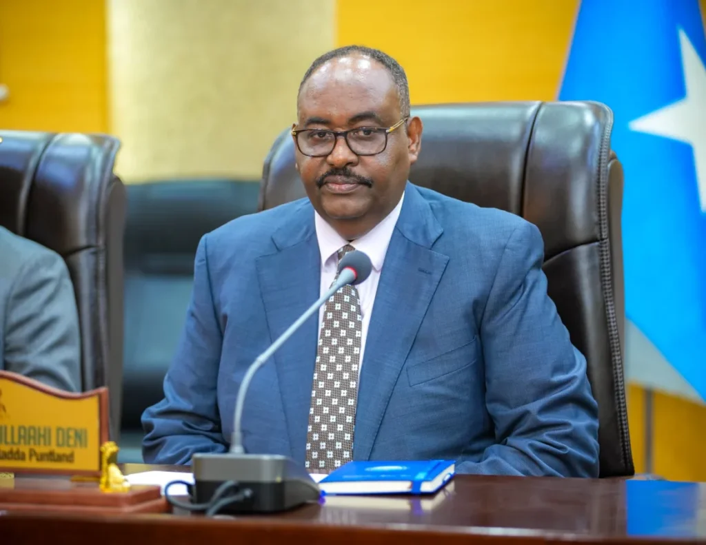 Madaxweynaha Puntland Siciid Cabdullaahi Deni oo khudbad jeedinaya
