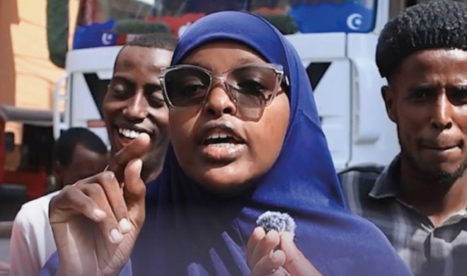 Sacdiya Bajaaj oo fadhida maxkamad ku taalla Muqdisho intii lagu jiray dhageysiga dacwadeeda