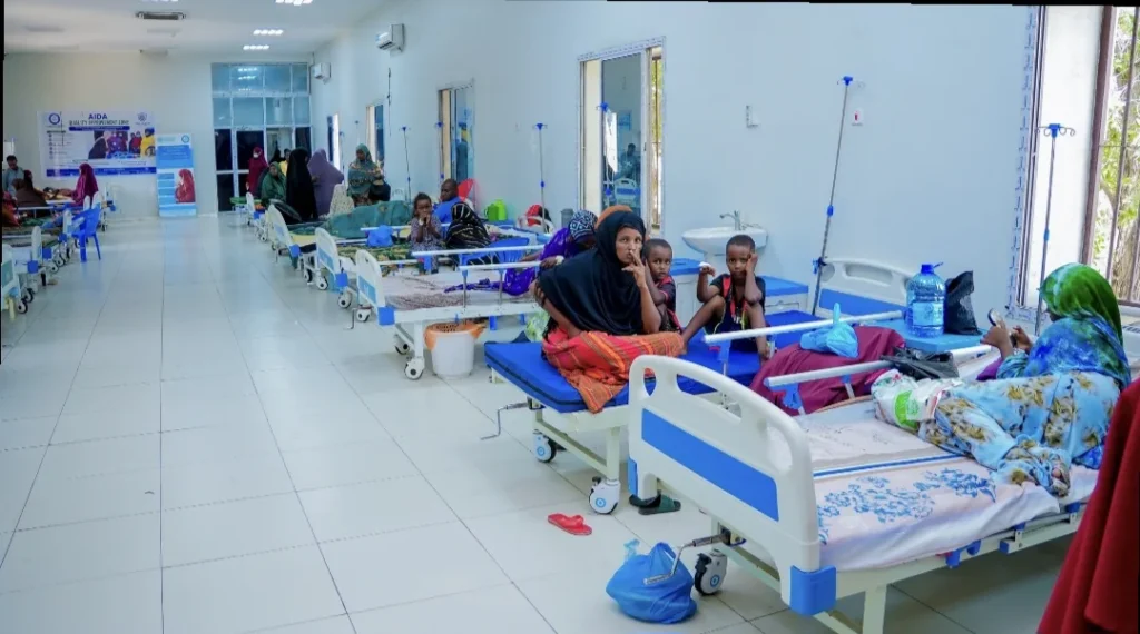 Mas’uuliyiin caafimaad oo ka qaybgalaya dib-u-eegista nidaamka dabagalka cudurrada Soomaaliya